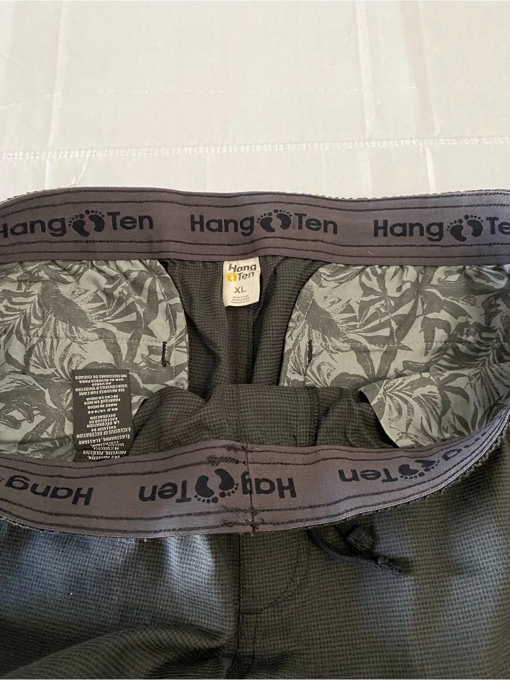 Hang Ten Gray Men's Black Drawstring Athletic Shorts XL